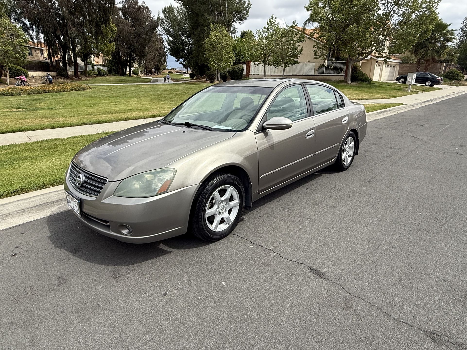 2005 Nissan Altima for Sale in Moreno Valley, CA - OfferUp