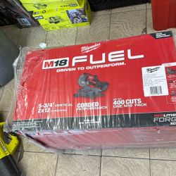 Milwaukee 10 Inch Miter Saw TOOL ONLY 