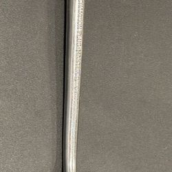 Vintage Champion Plug-Master II Flex Head Ratchet 3/8” Drive CT451 USA patented.  Has a knurled handle for good grip. Made in USA. 