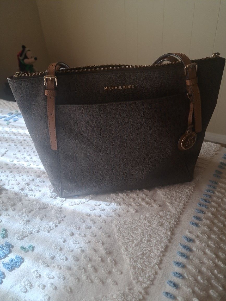 Michael Kors Handbag 26" X 10" H