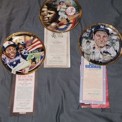 NIB..Baseball Plates