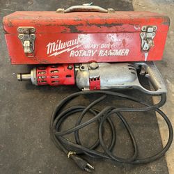 Milwaukee Heavy Duty Rotary Hammer