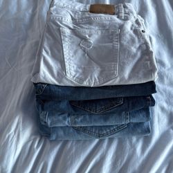 5 Pair Of Distressed Looking Jean Shorts 