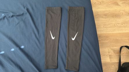 Nike arm sleeves
