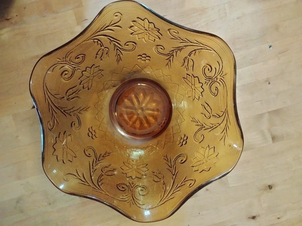 Amber Tiara Serving Bowl, Indiana Glass, Scalloped