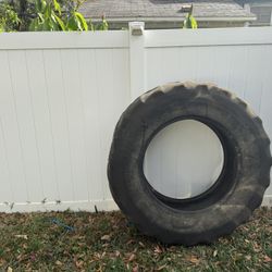 CrossFit Tractor Tire