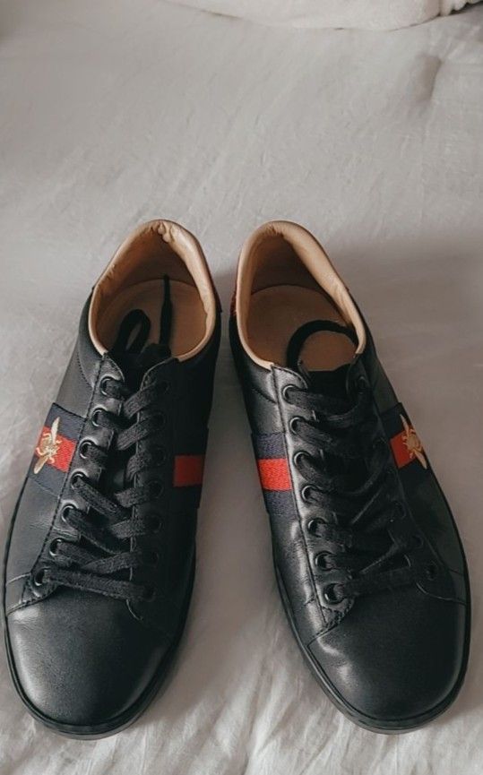 Gucci Men's Ace embroidered sneaker