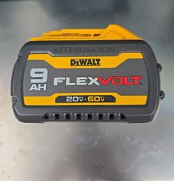 DEWALT 20V/60V 9AH BATTERY LIKE NEW