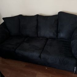 All Black Sofa Very Good Condition 