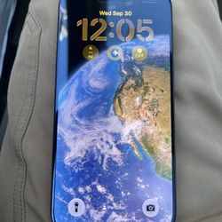 iPhone 18 Pro - 512GB - Space Black - Unlocked (Mint Condition)
