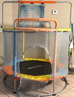 Trampoline for kids with safety enclosure indoor and outdoor Toddler trampoline
