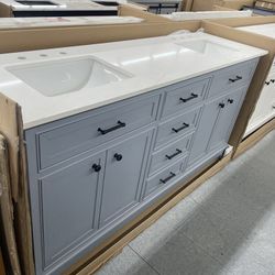 72” Solid Wood Bathroom Vanity With Quartz Top