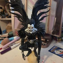 Ryuk figure