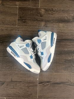 Jordan 4