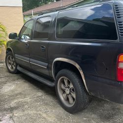 2003 Chevrolet Suburban