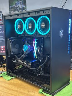 Tonnes of Gaming PC’s on the Shelf Today