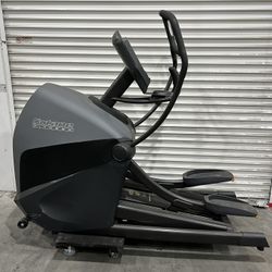 Octane XT4700 Commercial Grade Elliptical 