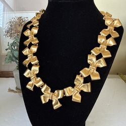 Talbots BOW RIBBON Necklace 16” Chunky Puffy Gold Tone Modern