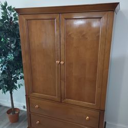 Large Solid Wood Wardrobe/Armoire