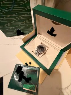 Luxury men's watch