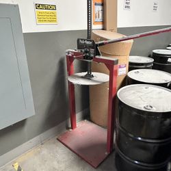 Industrial Can Crusher For 50 Gallon Barrel  Negotiable 