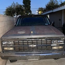 Chevrolet Crew cab Squarebody