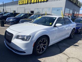 2017 Chrysler 300