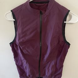 Brand New Jelenew Women’s Gilet (small)