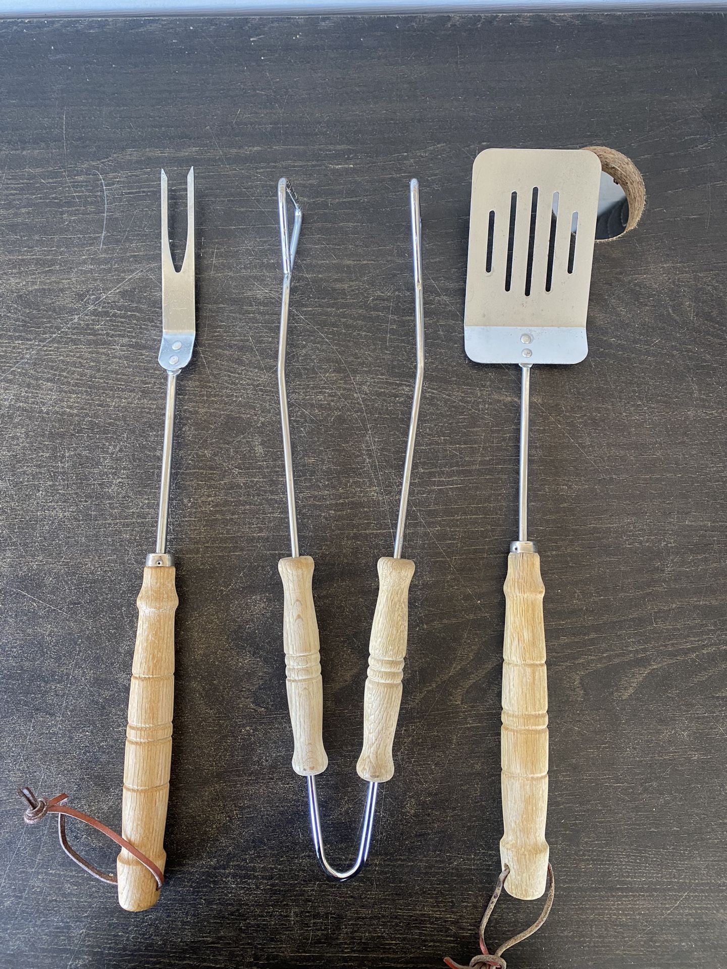 BBQ Grilling Tools Woodgrain Handles - 3 Pieces