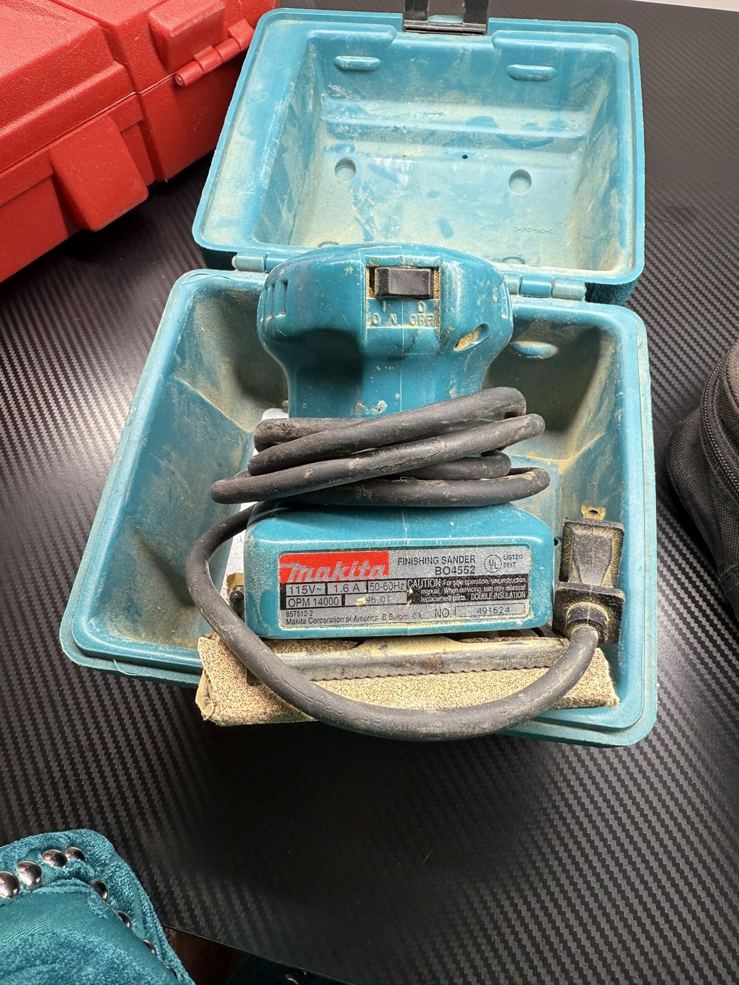 MAKITA BO4552 FINISHING PALM SANDER & CASE - No Dust Bag