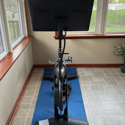 2021 Peloton Bike – Excellent Condition, Fully Functional – Chambersburg, PA