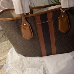 Beautiful large brown Michael Kors bag brand new