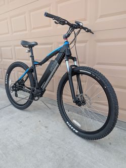 29"x2.45.NCM MOSCOW PLUS MENS MOUNTAIN E-BIKE. 48V. UPGRADES & FRESHLY TUNE UP 👌🏼