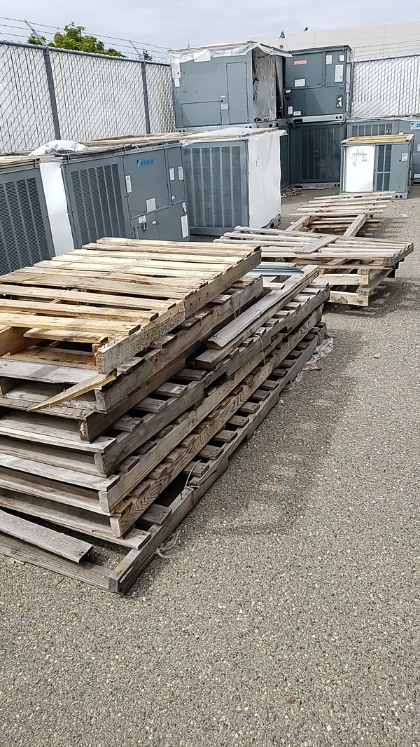 Free Scrap wood. Pallets. for Sale in Sacramento, CA OfferUp