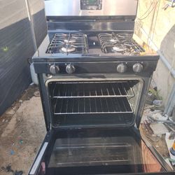 Amana Stove By Whirlpool Works 