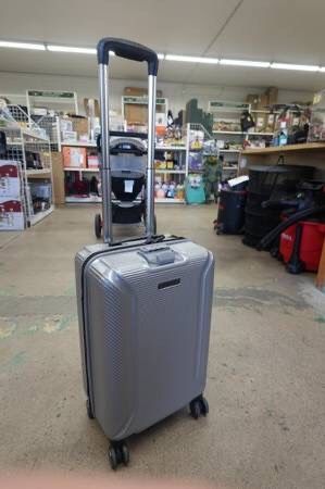 Samsonite Element XLT Luggage Carry On Hard Shell Suitcase (Silver)