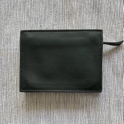 AT.KOLLEKTIVE NEW Open Box Black Leather Zippered Wallet