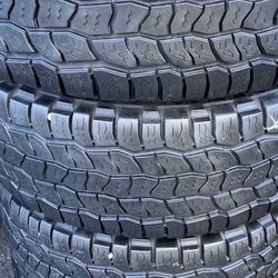 4 Llantas Usadas Cooper Discoverer AT3 Lt 315-70-17 $300 Las 4