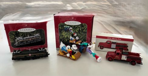 Keepsake Ornament Collection