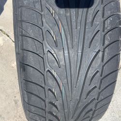 245/45/18 Dunlop New