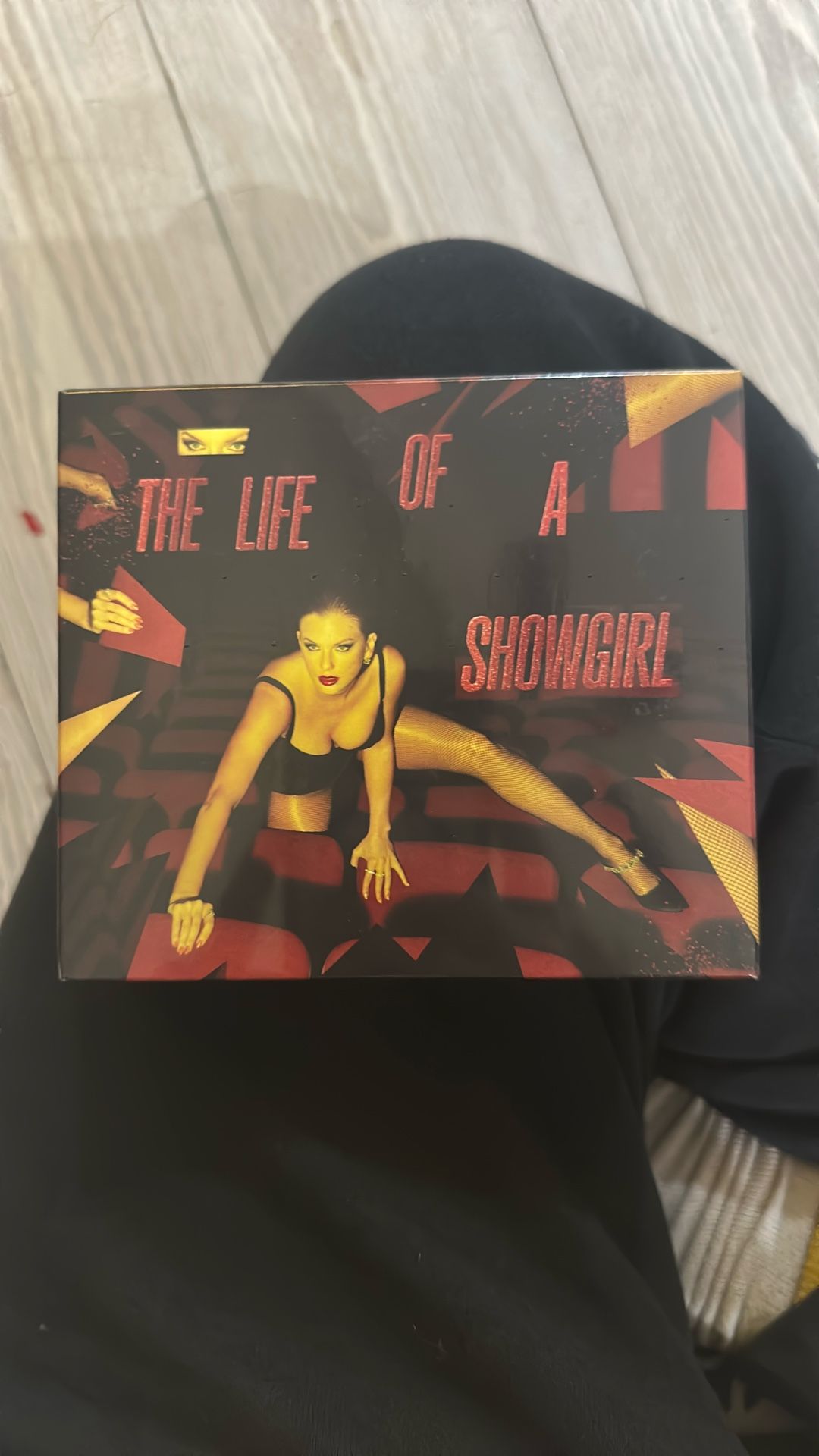 Taylor Swift: The Life Of A Showgirl It’s Frightening Edition Deluxe CD