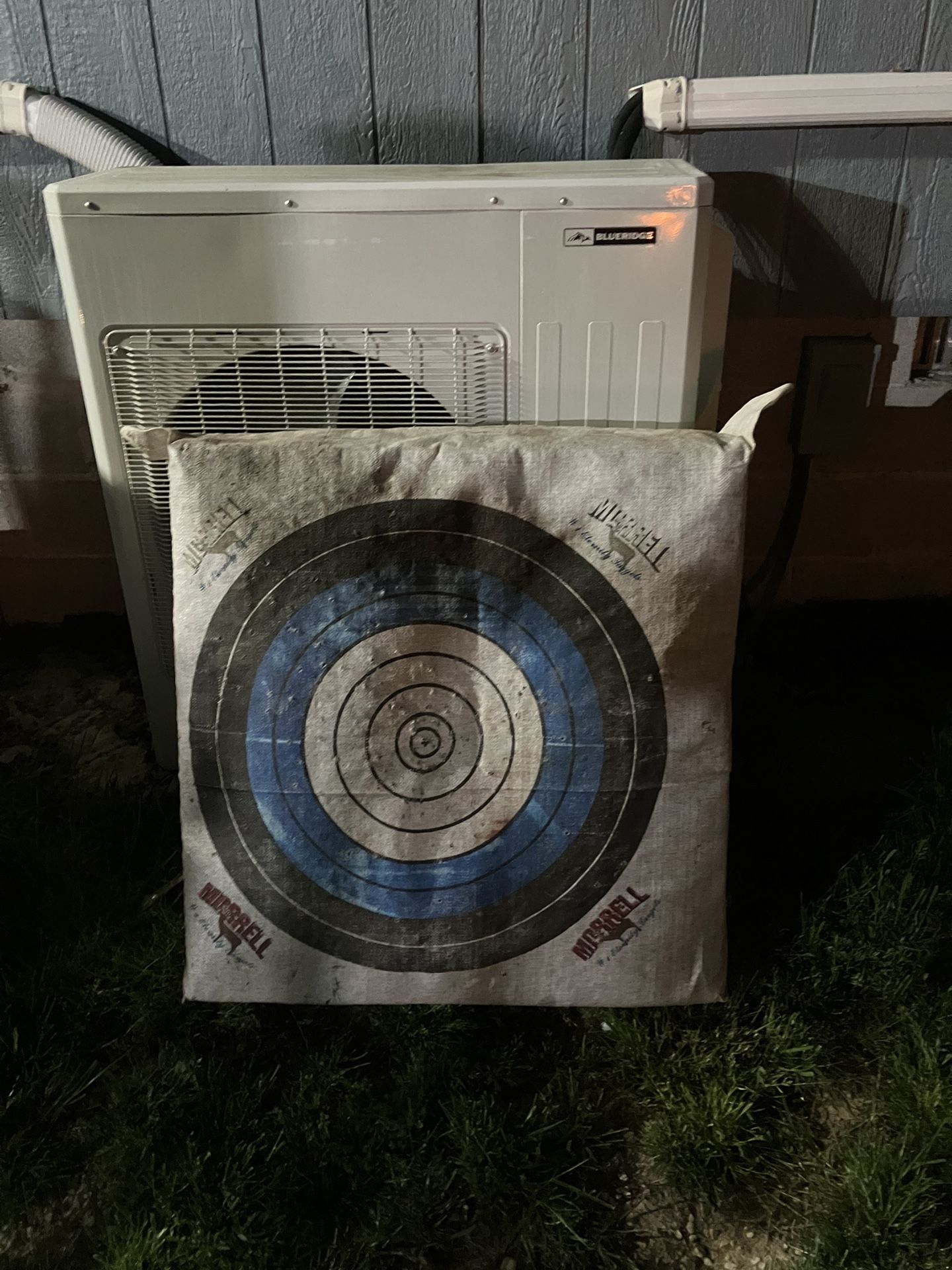 Morrell 3’ X 3’ Archery Target. 