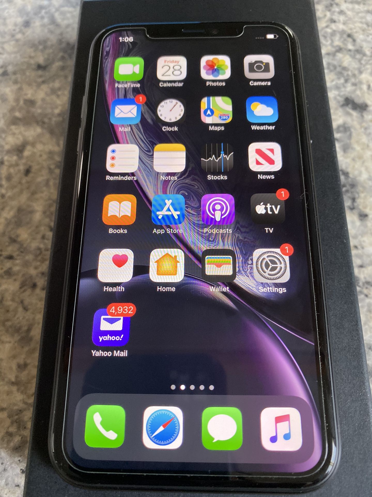 iPhone XR 64Gb Like New