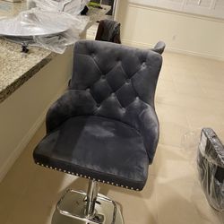 BRAND NEW DARK GREY BAR/COUNTER HEIGHT STOOLS (NEW IN BOX)(SET OF 2)