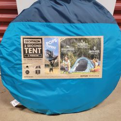 Decathlon Quechua 3 Person
Pop
Up Camping Tent