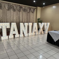 Marquee Letters 