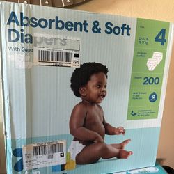 Size 4 200 Diapers