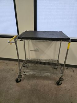 Rolling cart