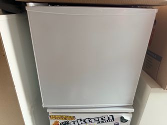 White Mini Fridge with Freezer Compartment