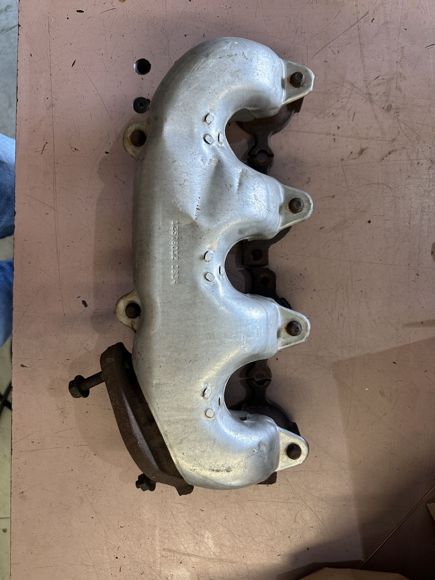 CTS-V Exhaust manifolds